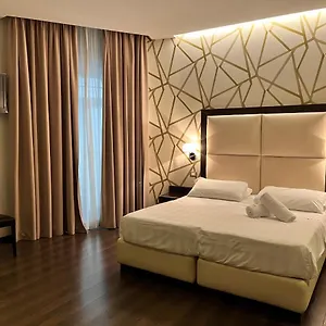 3* Hotel Catone District