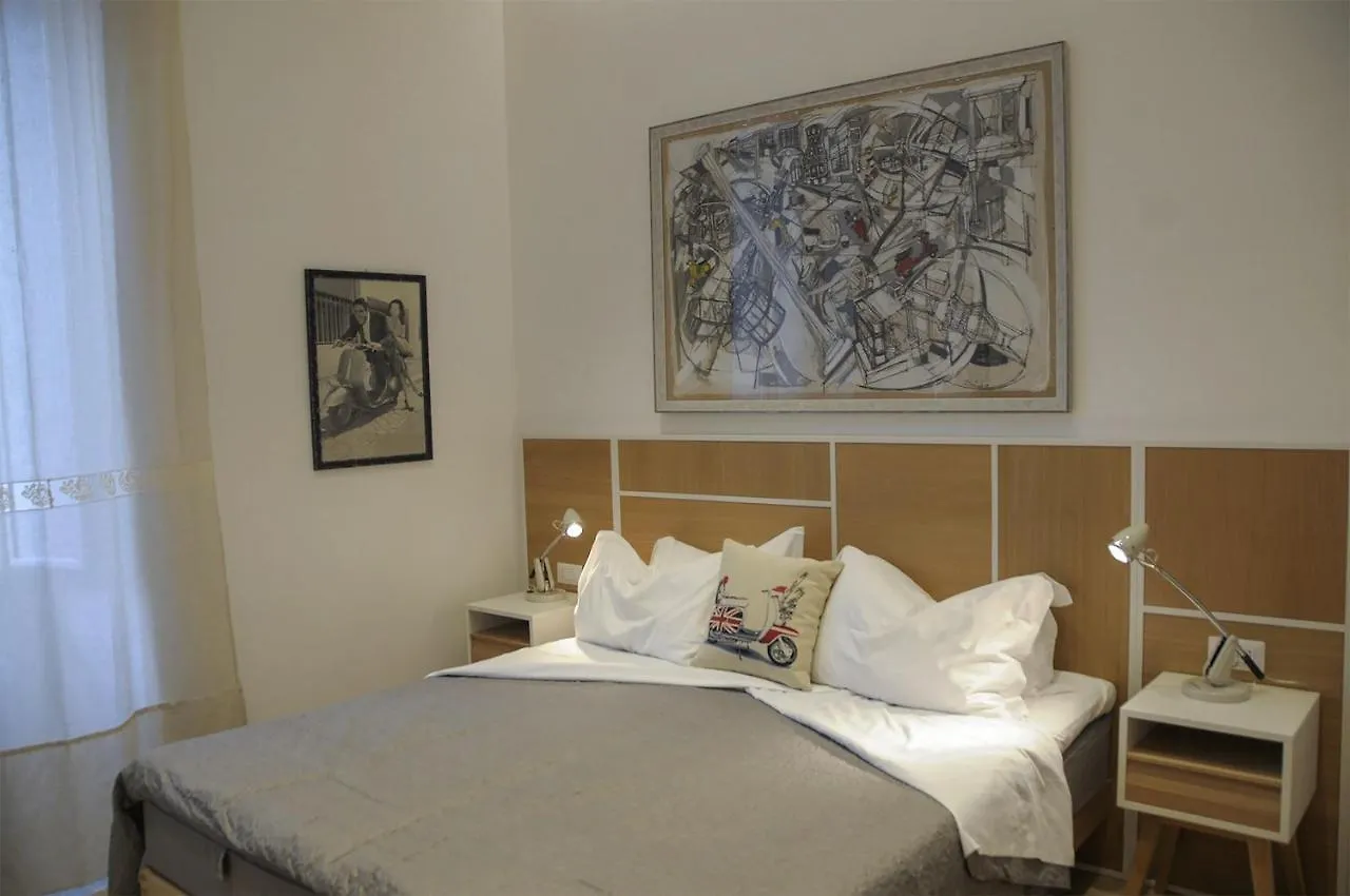 ** Guest house Roma Vespahouse Italy